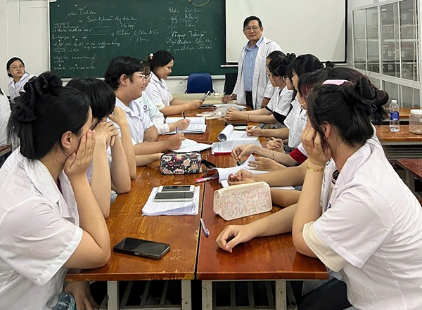 Học Cao đẳng Điều dưỡng tại Cao đẳng Y Dược Pasteur