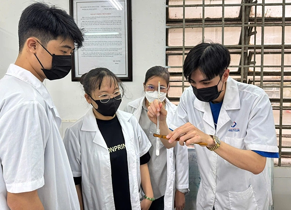 Triển vọng ngành Xét nghiệm Y học 