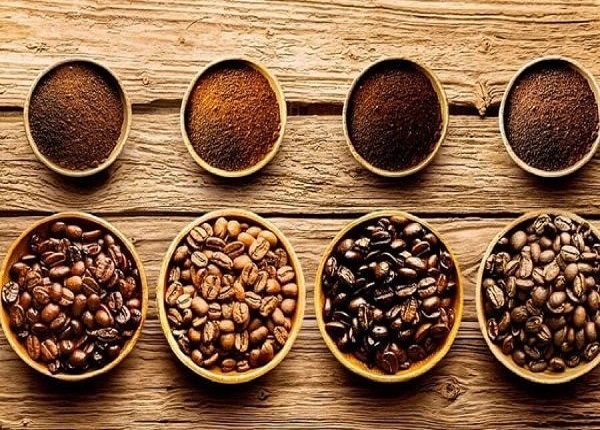 <center><em>Hạt của một số loại cây cà phê</em></center>