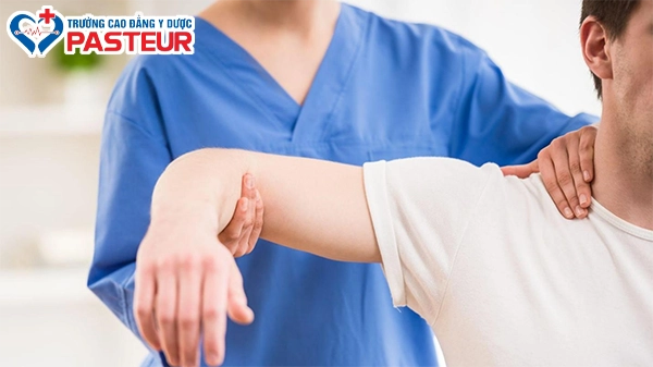 Vận động trị liệu