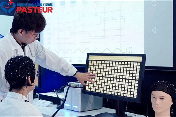 Đề tài nghiên cứu khoa học Phục hồi chức năng là gì?