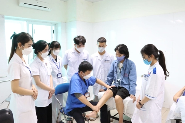 Trường Cao đẳng nào có giáo trình Vật lý trị liệu phục hồi chức năng tốt nhất?