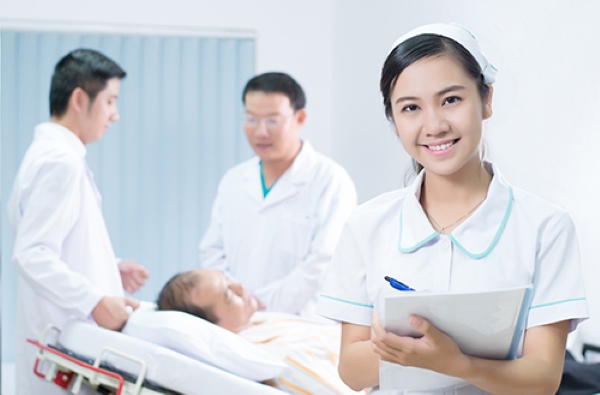 Học phí Cao đẳng Hộ sinh các năm gần đây