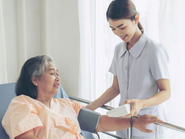 Khái quát chung về mức lương ngành Vật lý trị liệu