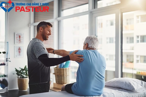 Vật lý trị liệu Phục hồi chức năng tại nhà là gì?