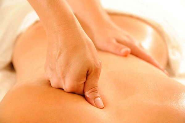 Những lưu ý khi sử dụng phương pháp xoa bóp vật lý trị liệu