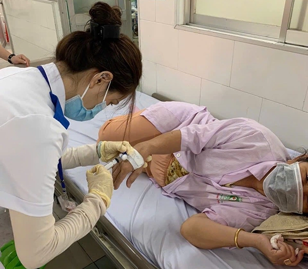 Cử nhân Điều dưỡng là gì?