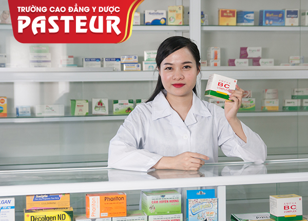 Học Dược sĩ bán thuốc được không?