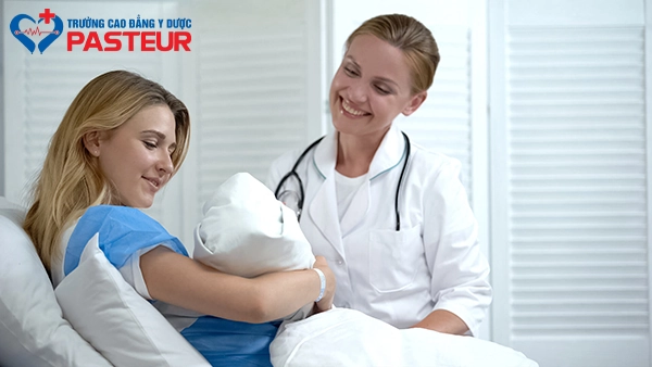 Giới thiệu chung về ngành Điều dưỡng và ngành Hộ sinh