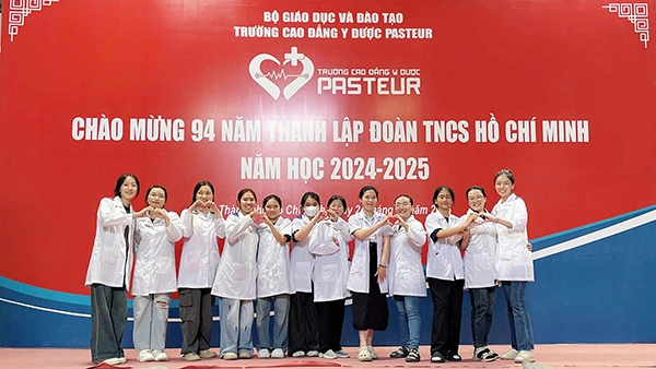 Trường Cao đẳng Y Dược Pasteur đào tạo liên thông ngành nào?