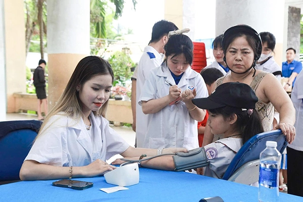 Trường Cao đẳng Y Dược Pasteur đào tạo hệ Văn bằng 2 ngành gì?