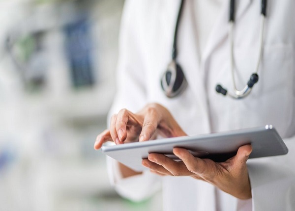 Bằng Y sĩ đa khoa ra làm gì? Cơ hội nghề nghiệp hiện nay