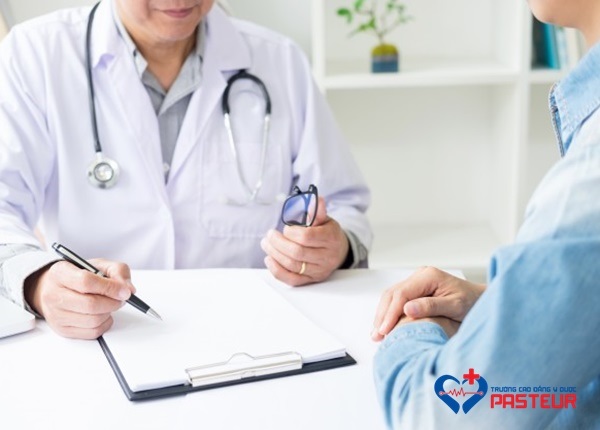 Y sĩ đa khoa có được mở phòng khám không? Cập nhật quy định mới nhất