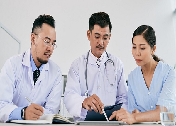 Quản lý Điều dưỡng là gì? Nhiệm vụ, chức năng và cơ hội nghề nghiệp