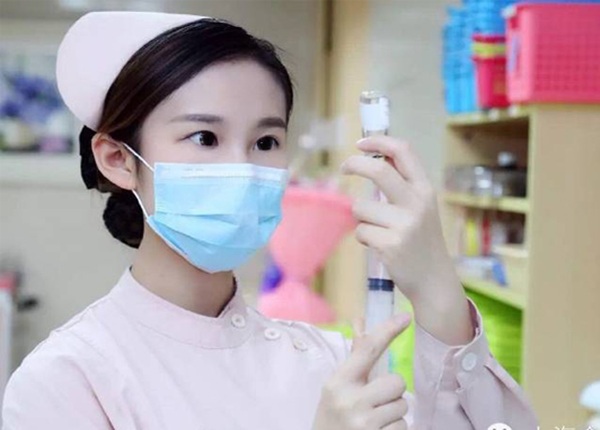 Ngành Y tá Điều dưỡng lấy bao nhiêu điểm?