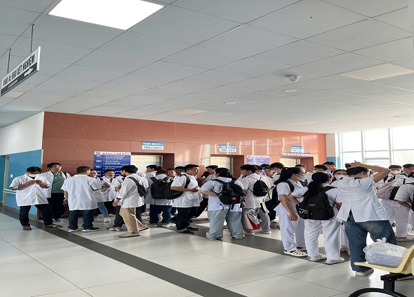 Những ngày đầu tiên làm quen với môi trường bệnh viện