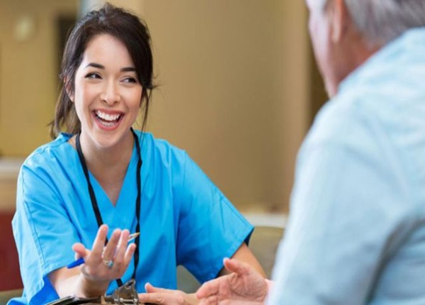 Cao đẳng Điều dưỡng hạng 4 được quy định như thế nào?